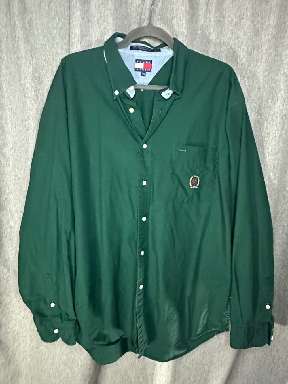 Vintage Tommy Hilfiger Men’s Green Embroidered Lion Crest Button Down Shirt - XL